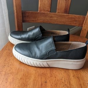 Söfft Black Leather Slip-ons Size 9M